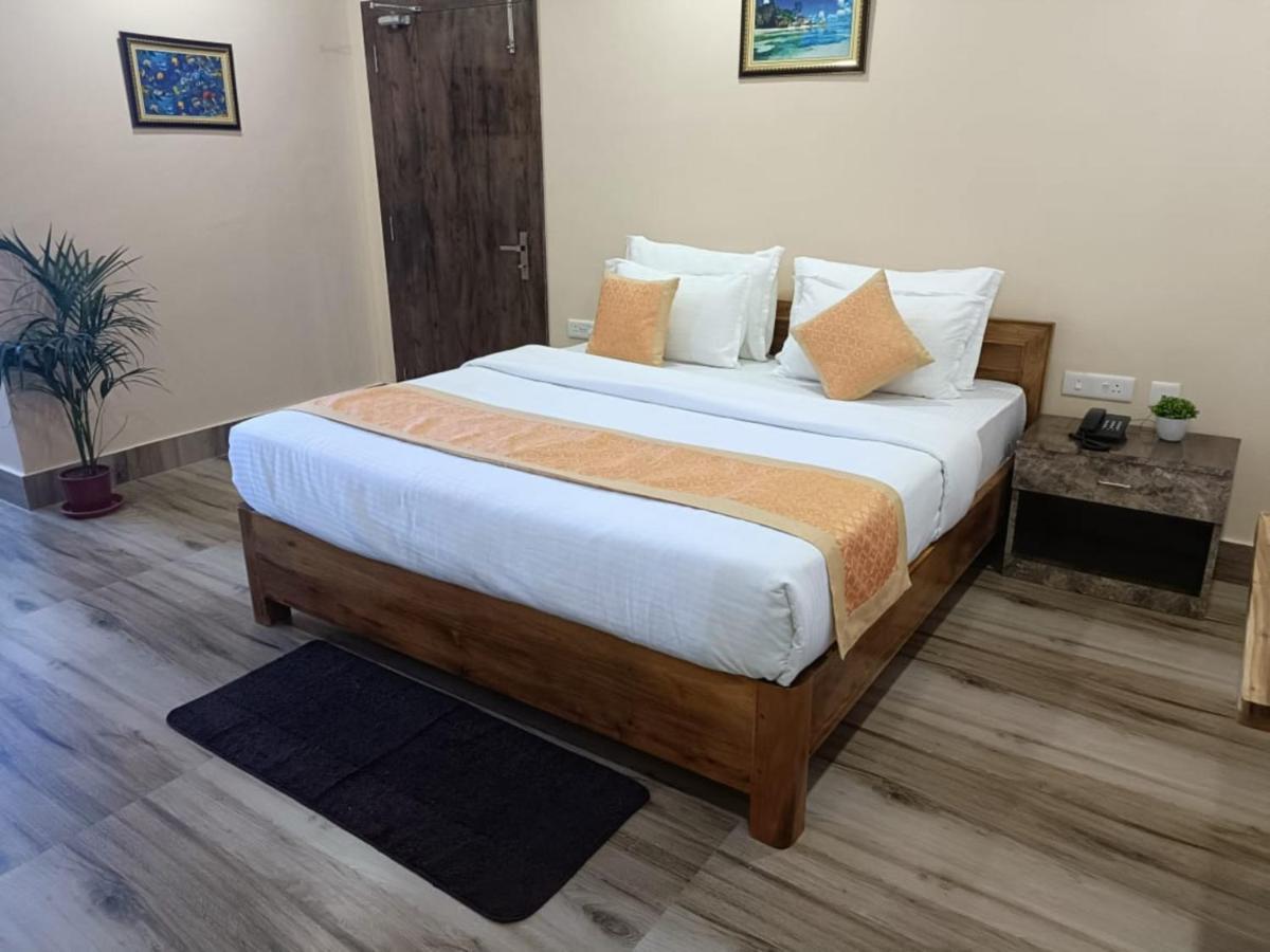 Goroomgo Silicon Residency Puri Near Sea Beach & Temple - Luxurious Room - Lift And Parking Facilities - Best Seller Экстерьер фото