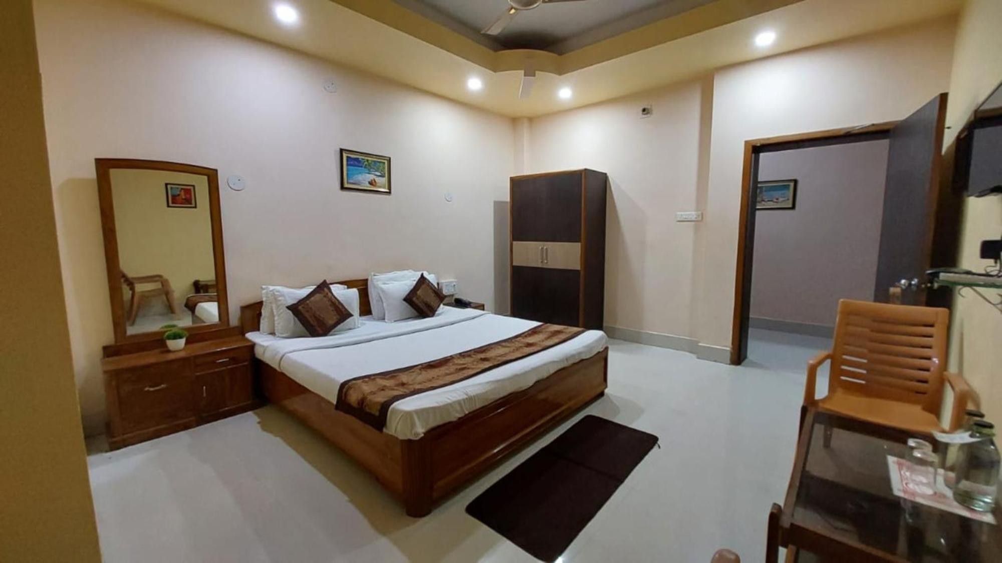 Goroomgo Silicon Residency Puri Near Sea Beach & Temple - Luxurious Room - Lift And Parking Facilities - Best Seller Экстерьер фото